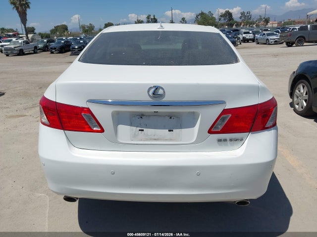 45609121 :رقم المزاد ، JTHBK1EG3B2452643 vin ، 2011 Lexus Es 350 مزاد بيع