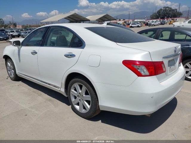 45609121 :رقم المزاد ، JTHBK1EG3B2452643 vin ، 2011 Lexus Es 350 مزاد بيع