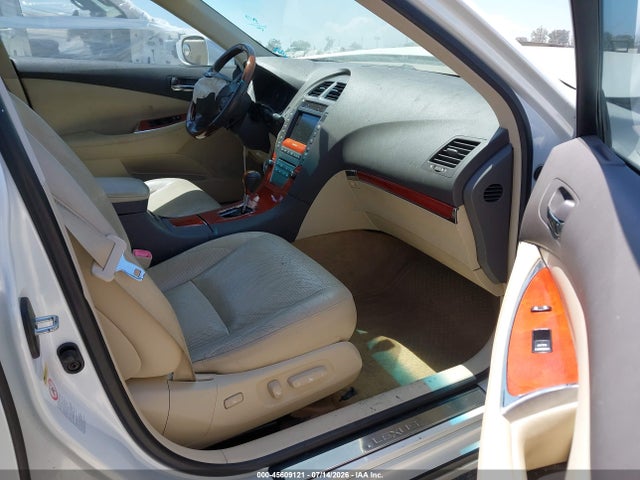 45609121 :رقم المزاد ، JTHBK1EG3B2452643 vin ، 2011 Lexus Es 350 مزاد بيع