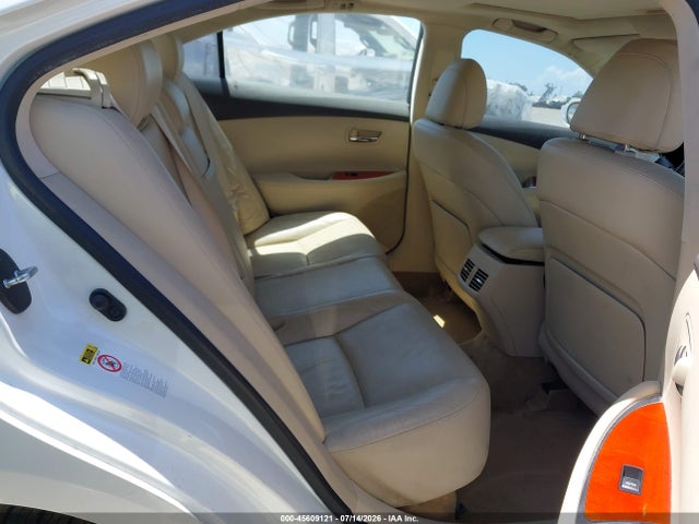 45609121 :رقم المزاد ، JTHBK1EG3B2452643 vin ، 2011 Lexus Es 350 مزاد بيع