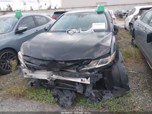 2018 Toyota Camry Le მანქანა იყიდება აუქციონზე, vin: JTNB11HK3J3021101, აუქციონის ნომერი: 45609127