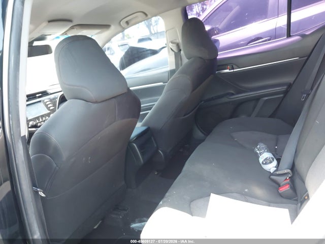 2018 Toyota Camry Le მანქანა იყიდება აუქციონზე, vin: JTNB11HK3J3021101, აუქციონის ნომერი: 45609127