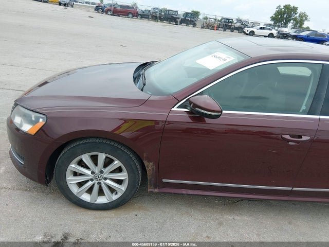 2012 Volkswagen Passat 2.5l Sel მანქანა იყიდება აუქციონზე, vin: 1VWCP7A32CC037724, აუქციონის ნომერი: 45609139