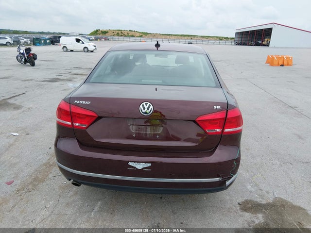 2012 Volkswagen Passat 2.5l Sel მანქანა იყიდება აუქციონზე, vin: 1VWCP7A32CC037724, აუქციონის ნომერი: 45609139