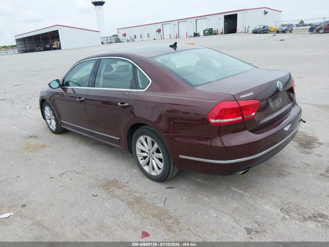 2012 Volkswagen Passat 2.5l Sel მანქანა იყიდება აუქციონზე, vin: 1VWCP7A32CC037724, აუქციონის ნომერი: 45609139
