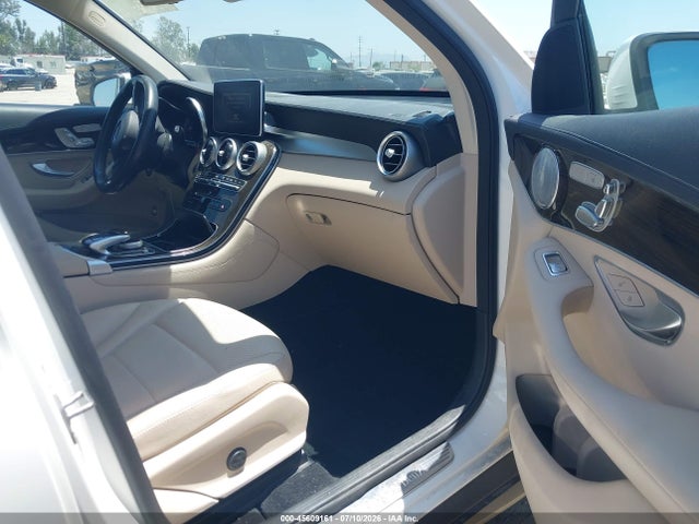 WDC0G4KB1HF200339 Mercedes-Benz Glc 300 4matic