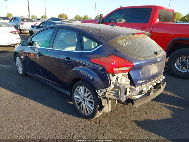 Ford Focus Titanium 2017 1FADP3N26HL279737 Image 3