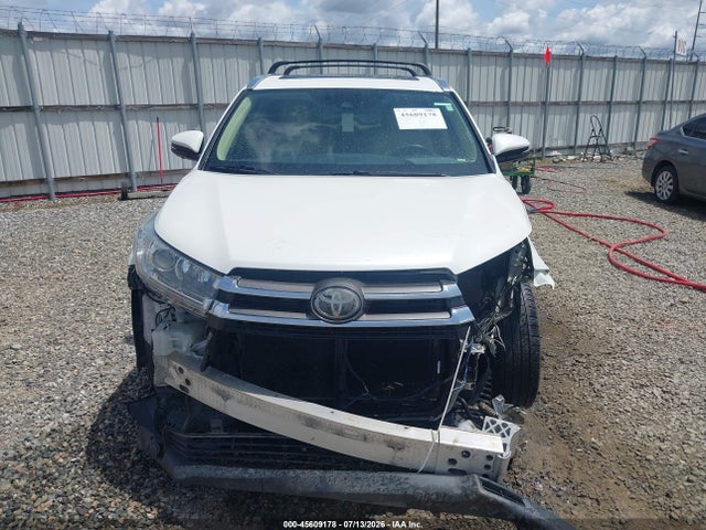 45609178 :رقم المزاد ، 5TDYZRFH0HS234433 vin ، 2017 Toyota Highlander Limited Platinum مزاد بيع