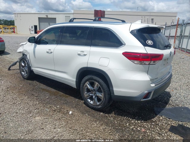 45609178 :رقم المزاد ، 5TDYZRFH0HS234433 vin ، 2017 Toyota Highlander Limited Platinum مزاد بيع