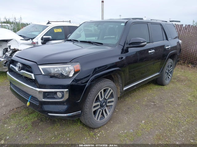 Toyota 4runner Limited 2016 JTEBU5JR2G5372813 Image 2