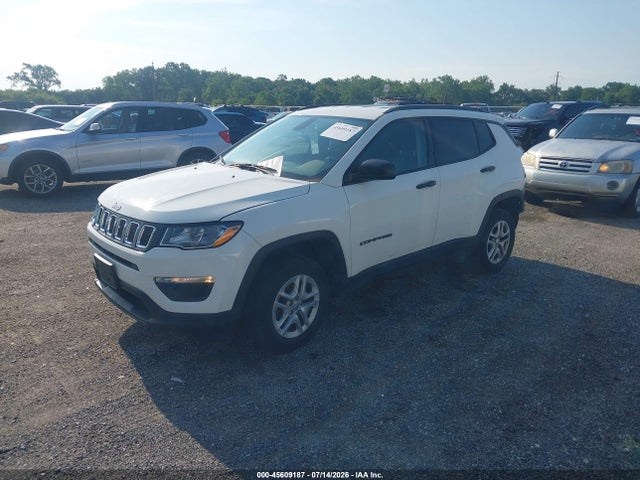 45609187 :رقم المزاد ، 3C4NJDAB6JT163394 vin ، 2018 Jeep Compass Sport 4x4 مزاد بيع