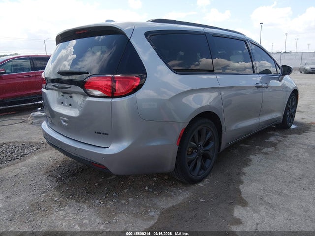Chrysler Pacifica 35th Anniversary Limited 2019 2C4RC1GG2KR746322 Image 4
