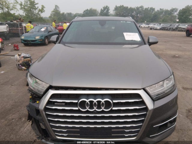 Продажа на аукционе авто 2017 Audi Q7 3.0t Premium, vin: WA1LAAF79HD043951, номер лота: 45609228