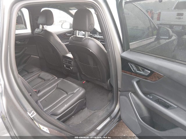 Продажа на аукционе авто 2017 Audi Q7 3.0t Premium, vin: WA1LAAF79HD043951, номер лота: 45609228