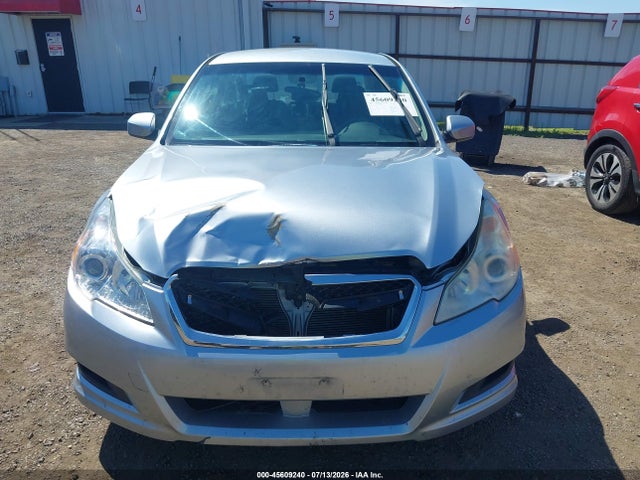 45609240 :رقم المزاد ، 4S3BMBC63C3042903 vin ، 2012 Subaru Legacy 2.5i Premium مزاد بيع