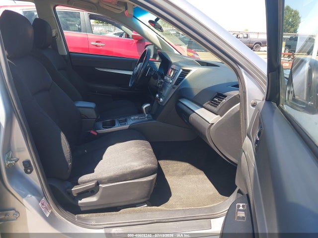 45609240 :رقم المزاد ، 4S3BMBC63C3042903 vin ، 2012 Subaru Legacy 2.5i Premium مزاد بيع