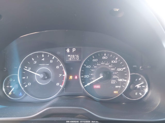 45609240 :رقم المزاد ، 4S3BMBC63C3042903 vin ، 2012 Subaru Legacy 2.5i Premium مزاد بيع
