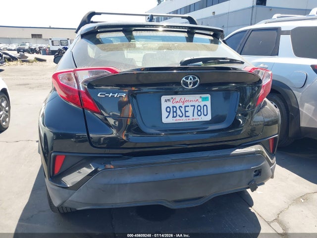 JTNKHMBX4K1033353 Toyota C-HR LE
