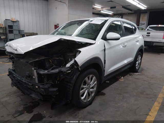 Hyundai TUCSON SE 2019 KM8J23A43KU925686 Image 2