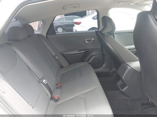 KIA K4 Lxs 2025 3KPFT4DE2SE063285 Image 8