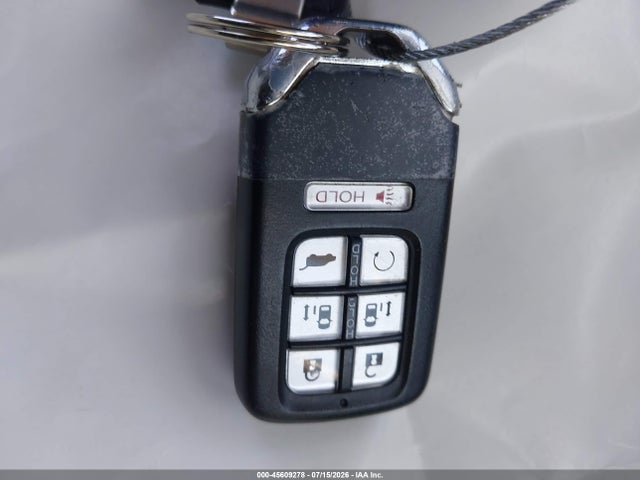 5FNRL6H82JB042507 Honda Odyssey Touring