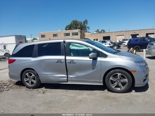 5FNRL6H82JB042507 Honda Odyssey Touring