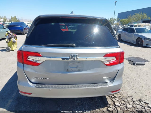5FNRL6H82JB042507 Honda Odyssey Touring