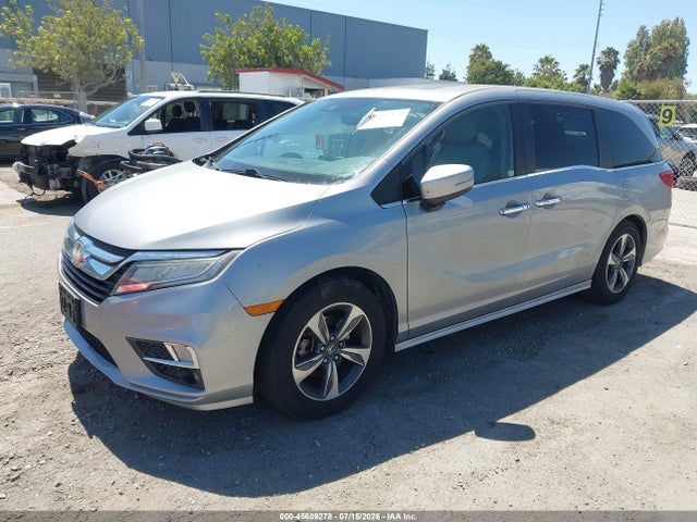 5FNRL6H82JB042507 Honda Odyssey Touring