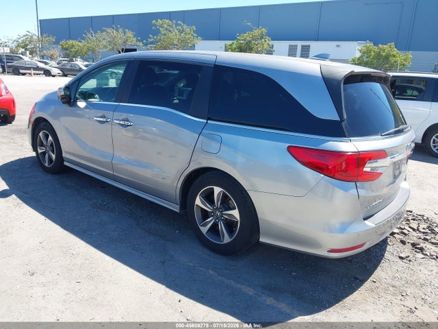 5FNRL6H82JB042507 Honda Odyssey Touring