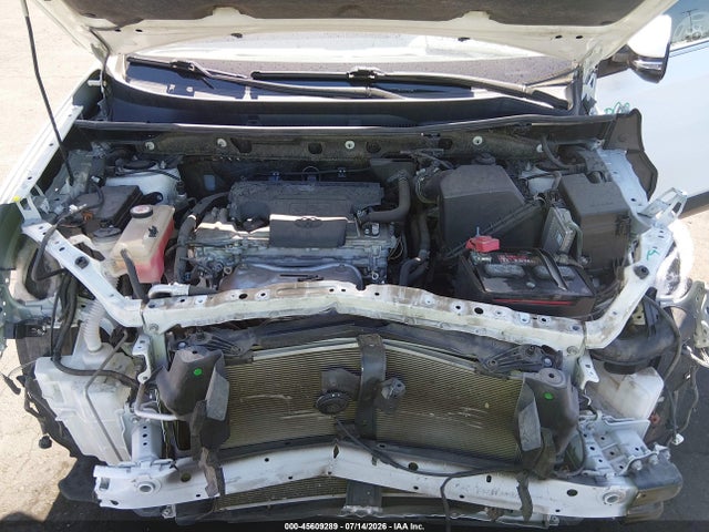 Toyota Rav4 Xle 2018 JTMRFREV6JJ220298 Image 10