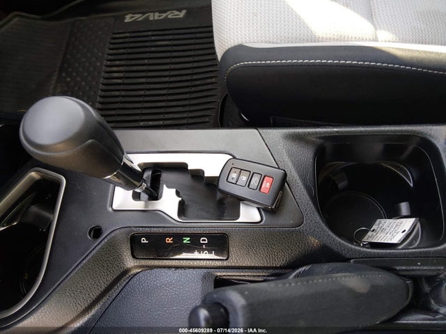 Toyota Rav4 Xle 2018 JTMRFREV6JJ220298 Image 11