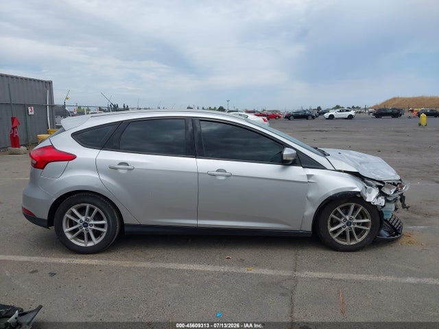 45609313 :رقم المزاد ، 1FADP3K22HL319638 vin ، 2017 Ford Focus Se مزاد بيع