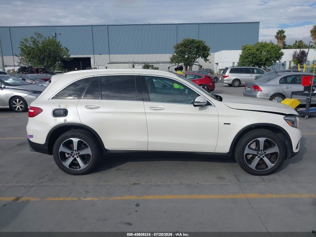 WDC0G5EB8KF611018 Mercedes-Benz Glc 350e 4matic