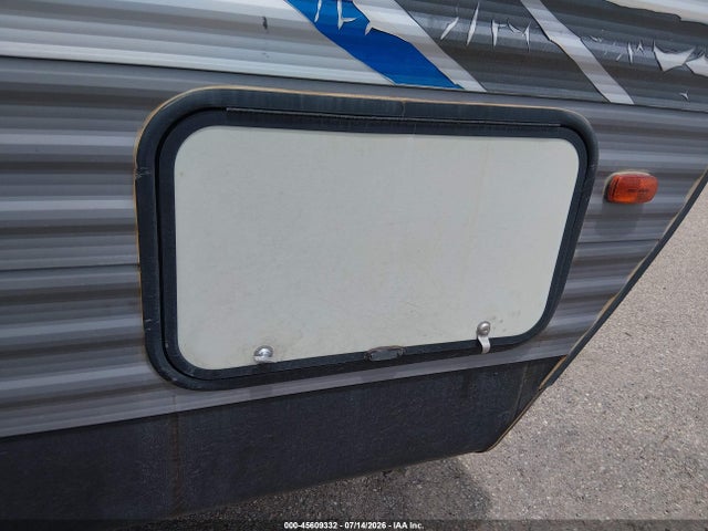 Coachmen Catalina 2021 5ZT2CAVB4MX021834 Image 10