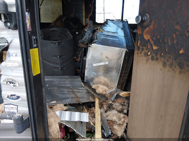 Coachmen Catalina 2021 5ZT2CAVB4MX021834 Image 5