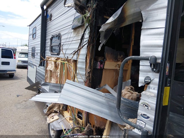 Coachmen Catalina 2021 5ZT2CAVB4MX021834 Image 6