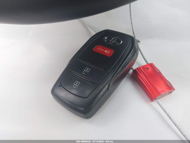 JTDACACU2P3010568 Toyota Prius Prime Se