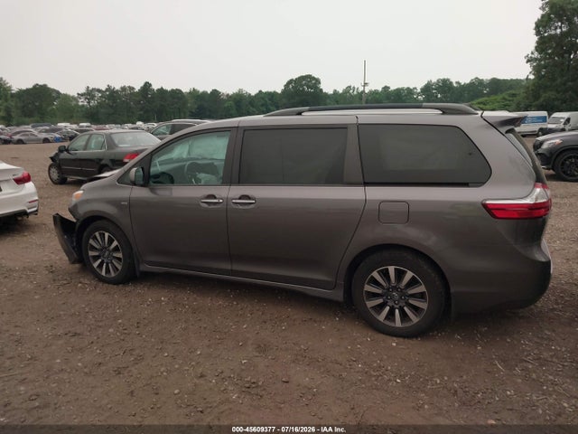 2018 Toyota Sienna Xle 7 Passenger მანქანა იყიდება აუქციონზე, vin: 5TDDZ3DCXJS207068, აუქციონის ნომერი: 45609377