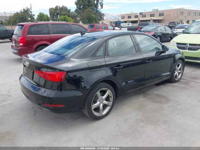 Audi A3 1.8t Premium 2016 WAUA7GFF2G1021843 Image 4