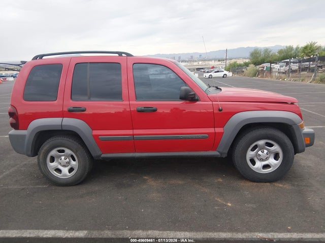 2005 Jeep Liberty Sport მანქანა იყიდება აუქციონზე, vin: 1J4GK48K75W625399, აუქციონის ნომერი: 45609461