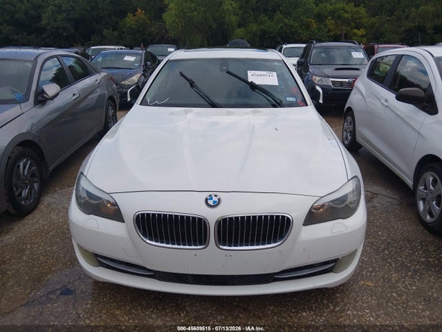 45609515 :رقم المزاد ، WBAFR1C51BC744329 vin ، 2011 Bmw 528i مزاد بيع