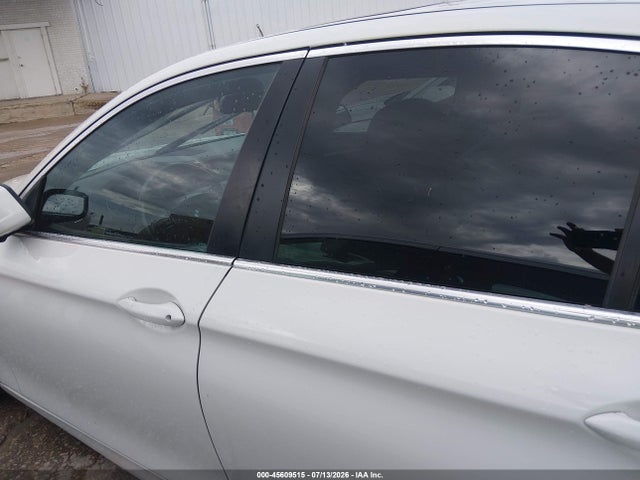 45609515 :رقم المزاد ، WBAFR1C51BC744329 vin ، 2011 Bmw 528i مزاد بيع