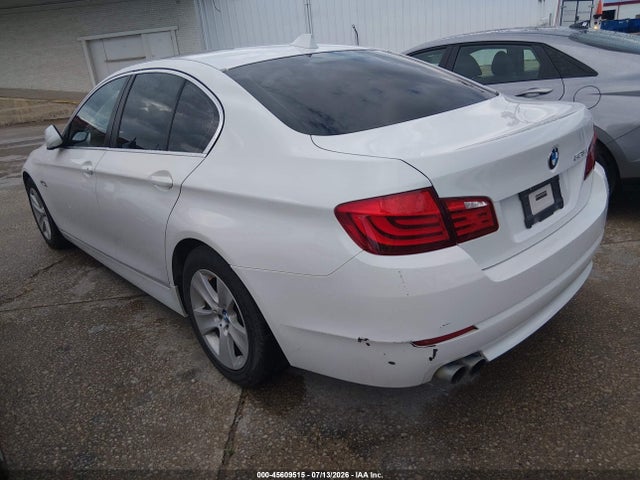 45609515 :رقم المزاد ، WBAFR1C51BC744329 vin ، 2011 Bmw 528i مزاد بيع