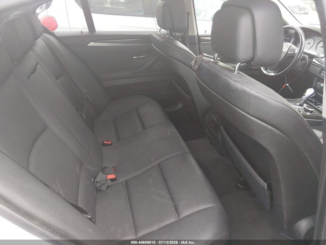 45609515 :رقم المزاد ، WBAFR1C51BC744329 vin ، 2011 Bmw 528i مزاد بيع