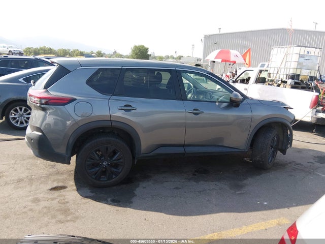 5N1BT3BA0PC800633 Nissan Rogue Sv Fwd