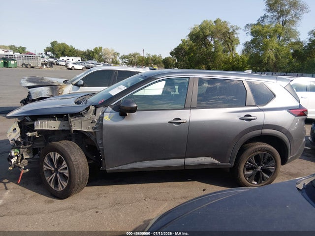 5N1BT3BA0PC800633 Nissan Rogue Sv Fwd