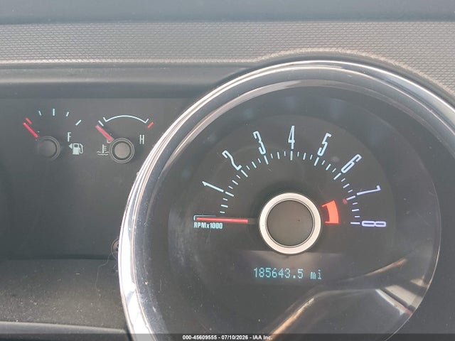 2013 Ford Mustang V6 მანქანა იყიდება აუქციონზე, vin: 1ZVBP8EM7D5276213, აუქციონის ნომერი: 45609555