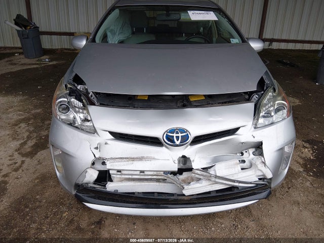 Toyota Prius Four 2014 JTDKN3DU3E1760773 Image 13