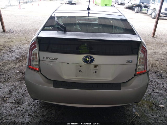 Toyota Prius Four 2014 JTDKN3DU3E1760773 Image 17