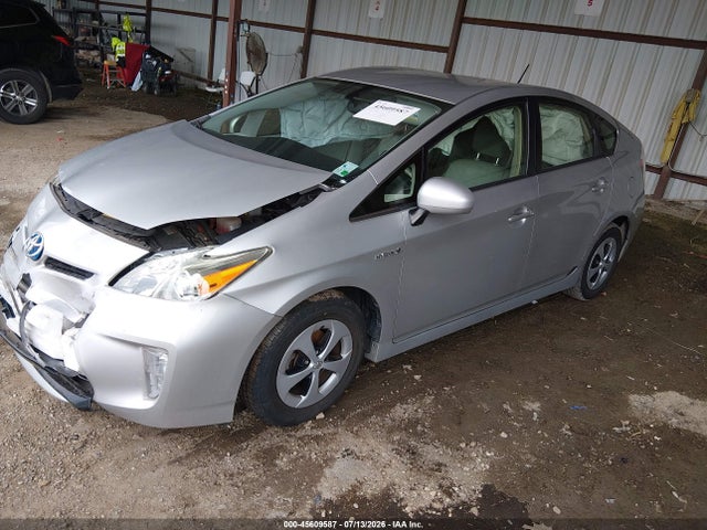 Toyota Prius Four 2014 JTDKN3DU3E1760773 Image 2
